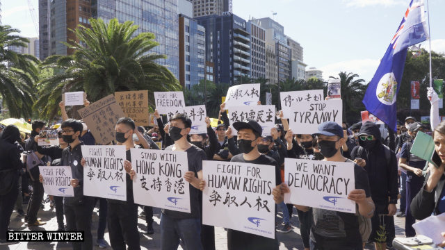 CAG members joined the rally in Sydney to oppose China’s totalitarian regime and support Hong Kong protesters.