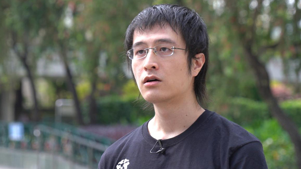 Hong Kong democracy activist Andy Li is being held by Guangdong police for attempting to flee to Taiwan.